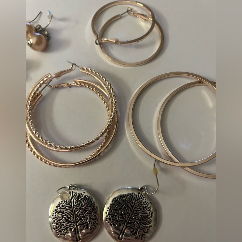 Lot of 6 pair of earrings